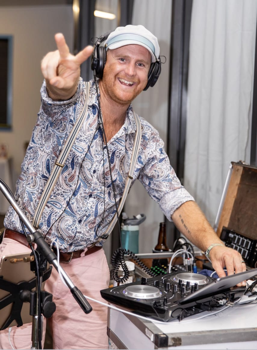 Wedding DJ Brisbane Wedding DJ Brisbane - Mr Entertainment
